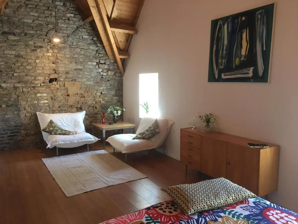 Tanti Baci! Bed and Breakfast Maastricht Bed & Breakfast